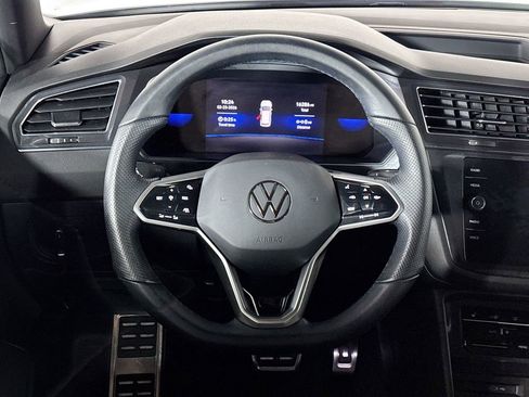 Certified 2023 Volkswagen Tiguan SE R-Line image 13