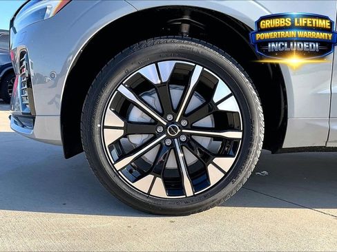 New 2026 Volvo XC60 B5 Plus w/ Climate Package AWD/4WD image 38
