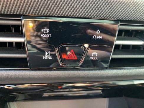 New 2025 Volkswagen GTI SE FWD image 31