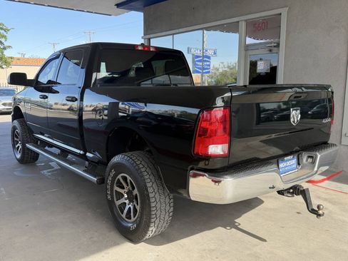 Used 2017 RAM 2500 Tradesman w/ Chrome Appearance Group AWD/4WD image 4