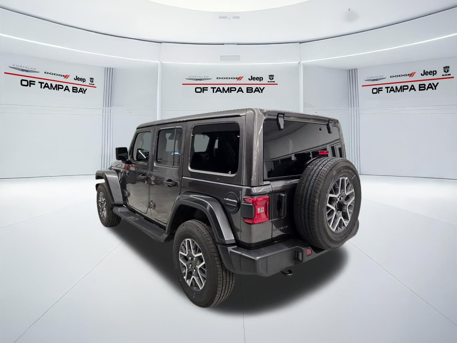 New 2025 Jeep Wrangler Unlimited Sahara AWD/4WD image 4