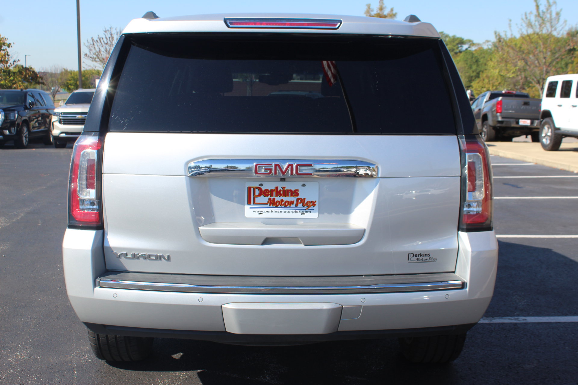 Used 2018 GMC Yukon Denali w/ Denali Ultimate Package RWD image 7