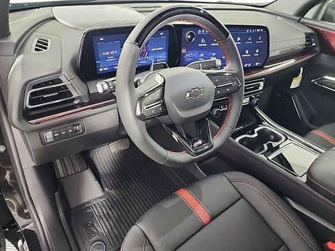 New 2026 Chevrolet Traverse RS w/ LPO, Floor Liner Package image 22