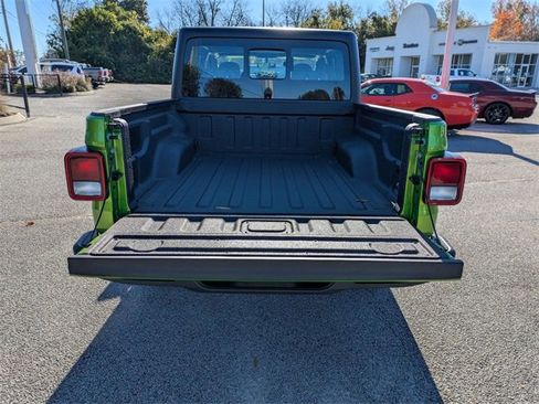 New 2026 Jeep Gladiator Sport image 28