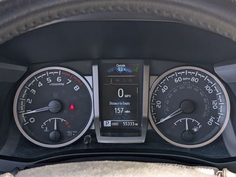 Used 2022 Toyota Tacoma SR5 RWD image 14