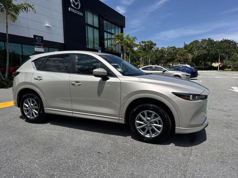 Certified 2025 MAZDA CX-5 AWD 2.5 S w/ Preferred Package image 6
