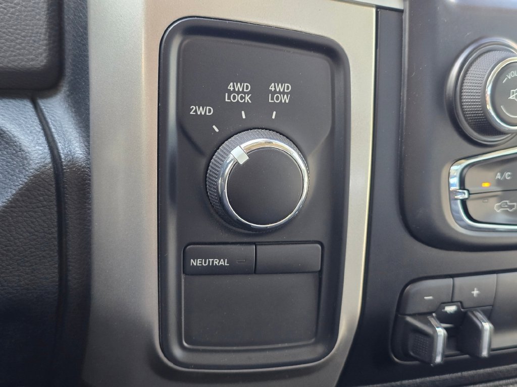 Used 2017 RAM 2500 SLT AWD/4WD image 21