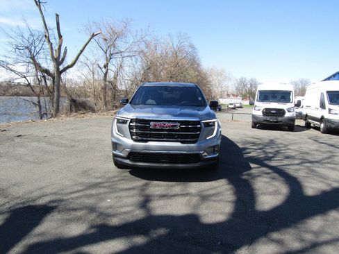 Used 2025 GMC Acadia Elevation w/ Elevation Premium Package image 48