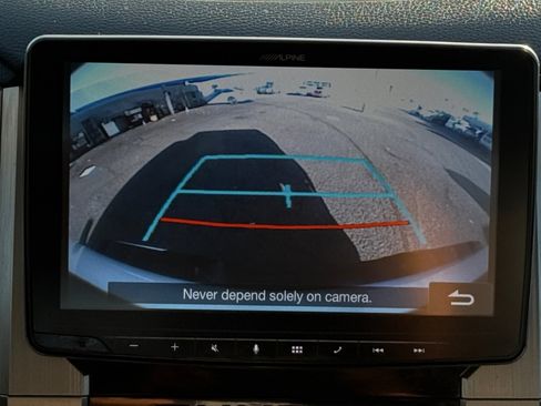 Used 2019 Toyota Tundra Platinum image 24