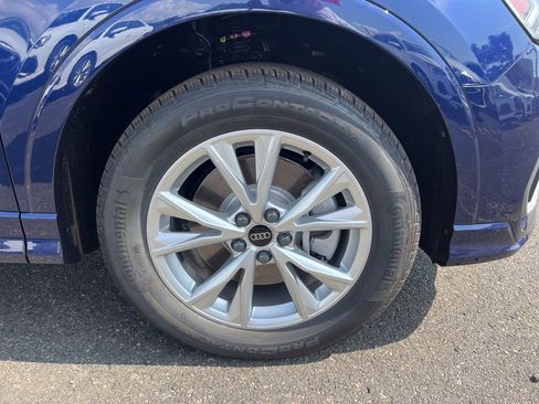 New 2025 Audi Q3 2.0T Premium image 9