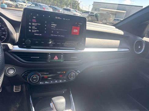 Certified 2023 Kia Forte GT w/ GT2 Package FWD image 10