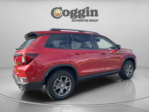 Certified 2024 Honda Passport TrailSport image 6