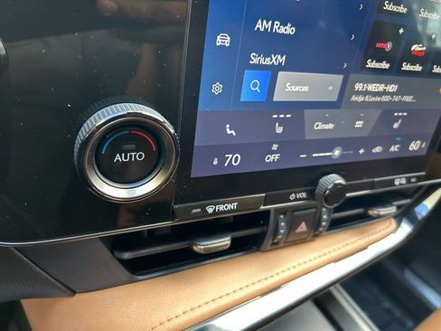 Used 2023 Lexus NX 250 FWD w/ Towing Package (2000 Lbs) image 46