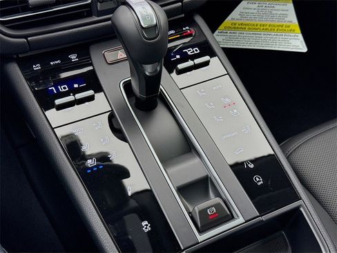 New 2026 Porsche Macan S image 23