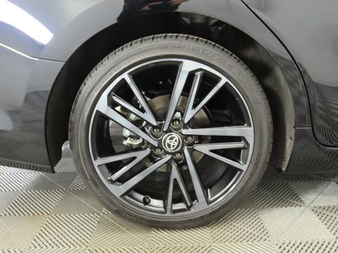 Used 2025 Toyota Camry XSE image 31