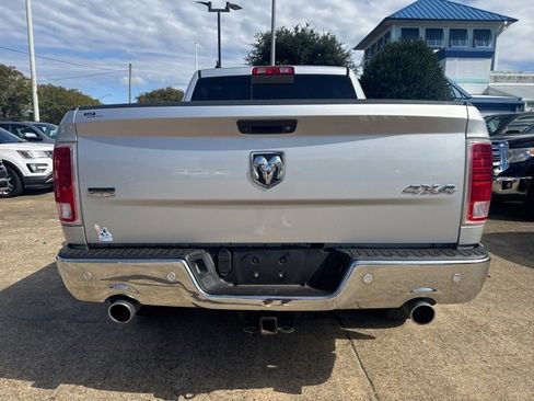 Used 2017 RAM 1500 Laramie w/ Convenience Group image 5