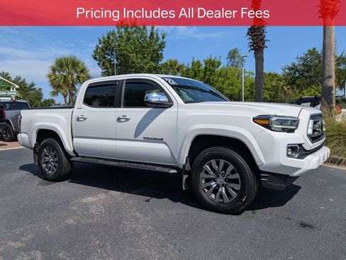 Used 2022 Toyota Tacoma Limited RWD image 2