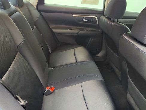 Used 2017 Nissan Altima 2.5 SR w/ Midnight Edition Package FWD image 21