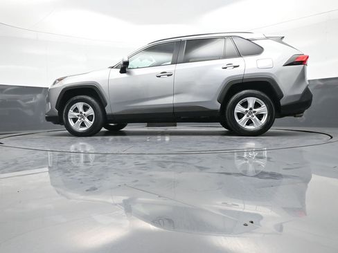 Certified 2021 Toyota RAV4 XLE image 31