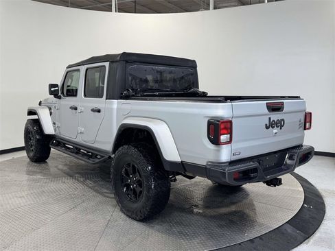 Used 2022 Jeep Gladiator Sport image 5