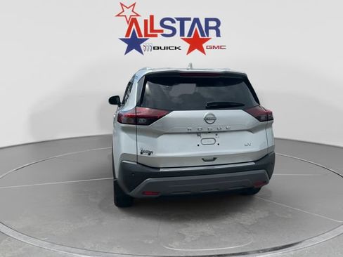 Used 2023 Nissan Rogue SV w/ SV Premium B Package FWD image 6