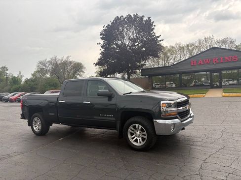 Used 2017 Chevrolet Silverado 1500 LT w/ All Star Edition AWD/4WD image 4
