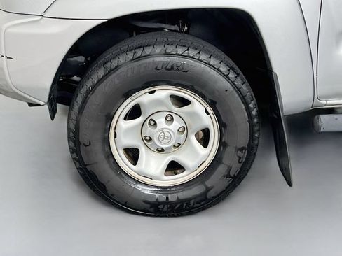 Used 2012 Toyota Tacoma PreRunner w/ SR5 Pkg RWD image 17