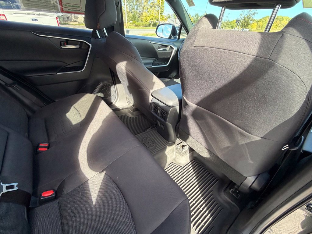 Used 2023 Toyota RAV4 SE w/ Weather & Moonroof Package AWD/4WD image 39