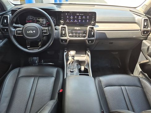 Used 2022 Kia Sorento S w/ Panoramic Sunroof Package AWD/4WD image 26