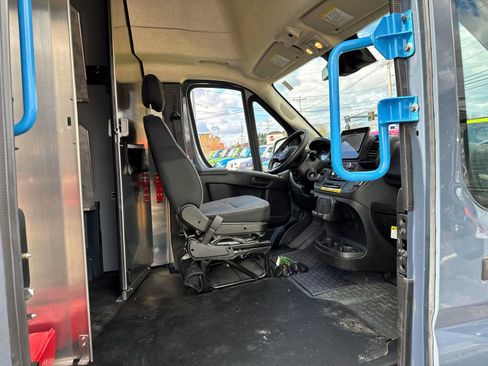 Used 2024 RAM ProMaster 3500 image 8