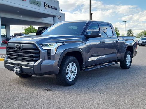 Used 2025 Toyota Tundra SR5 w/ SR5 Premium Package AWD/4WD image 4