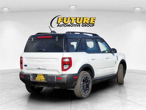 New 2025 Ford Bronco Sport Outer Banks image 6