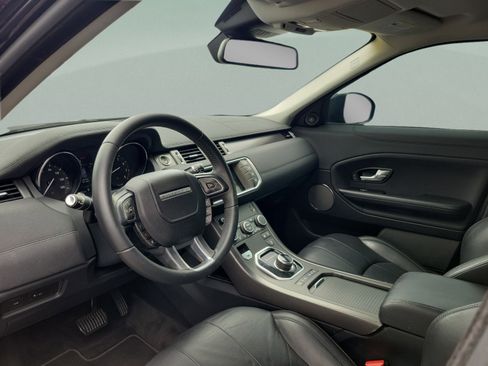 Used 2019 Land Rover Range Rover Evoque SE AWD/4WD image 16