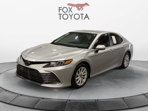 Used 2023 Toyota Camry LE FWD image 1