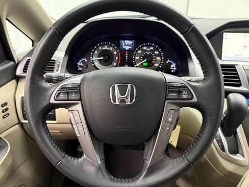 Used 2013 Honda Odyssey Touring image 21