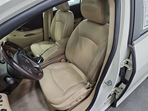Used 2011 Buick LaCrosse CXS w/ Driver Confidence Package FWD image 26