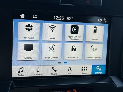 Used 2016 Ford F150 Lariat w/ Equipment Group 502A Luxury AWD/4WD image 16