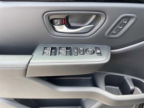 New 2025 Honda Pilot EX-L image 17