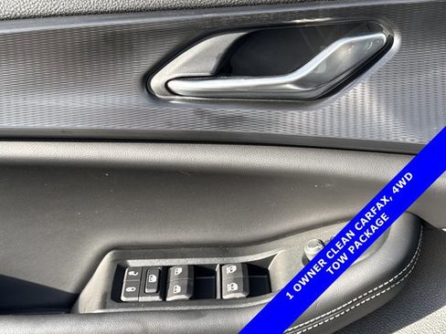 Used 2024 Jeep Grand Cherokee Laredo w/ Trailer Tow Package image 15