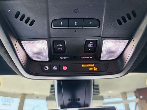 Used 2023 Cadillac XT6 Sport w/ Technology Package AWD/4WD image 53