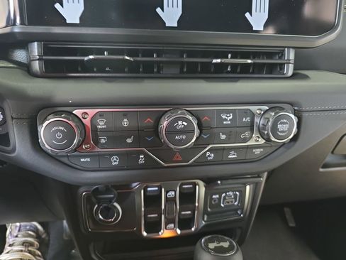 New 2026 Jeep Wrangler Sahara image 21