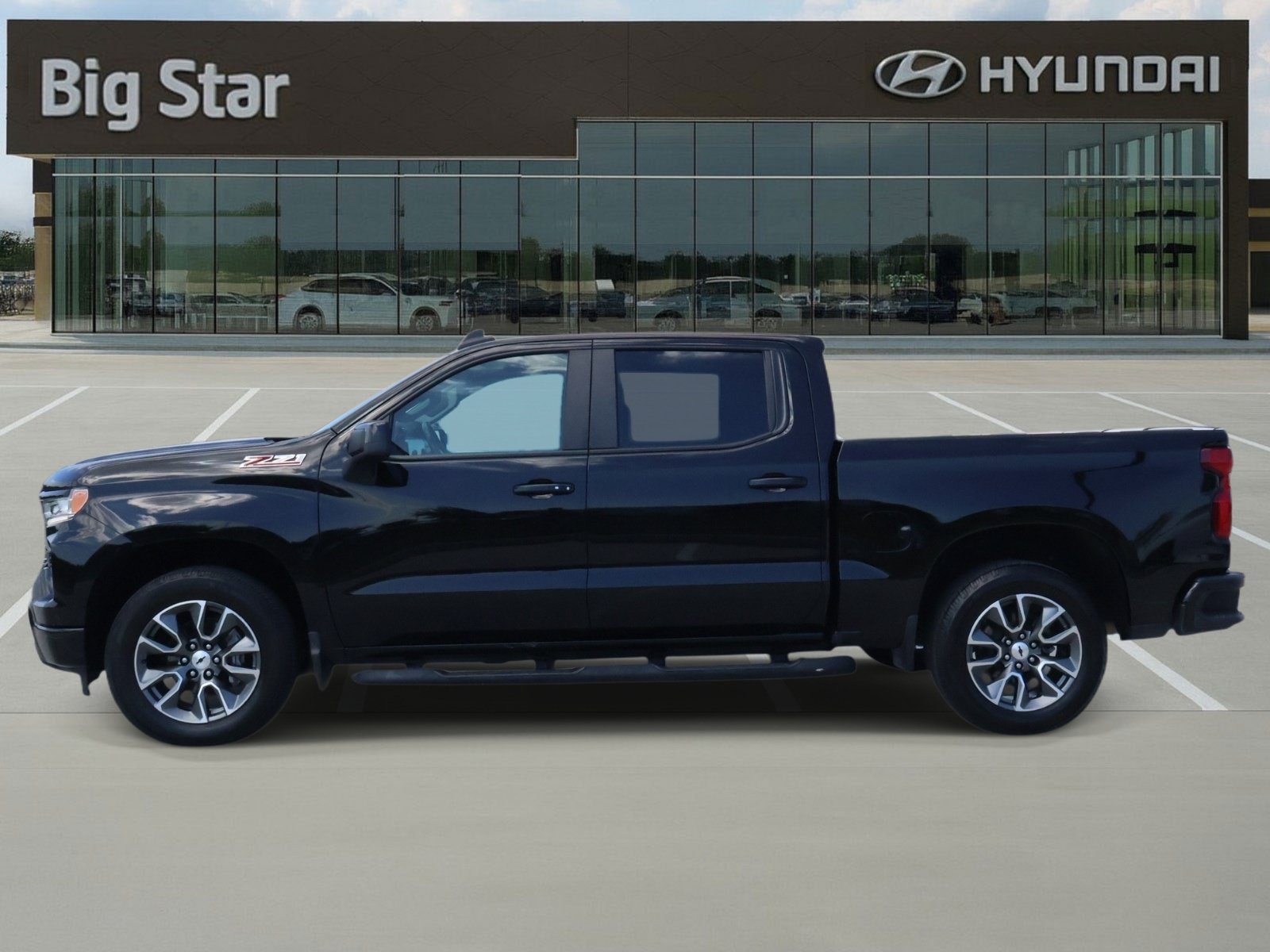 Used 2022 Chevrolet Silverado 1500 RST w/ All Star Edition Plus AWD/4WD image 2