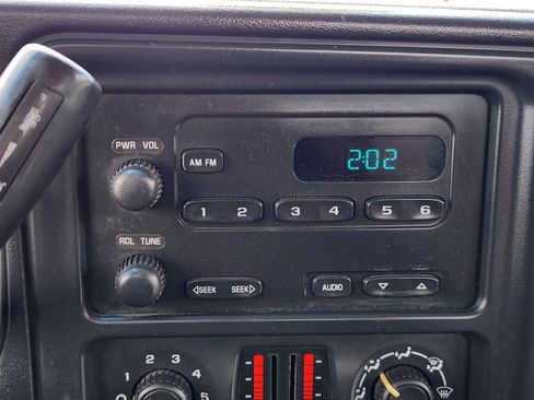 Used 2005 Chevrolet Silverado 3500 4x4 Regular Cab w/ Heavy-Duty Power Package image 21