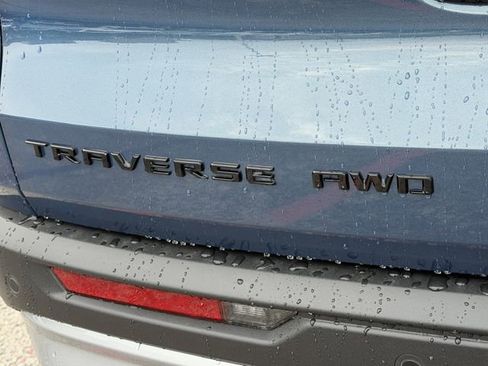 New 2026 Chevrolet Traverse Z71 w/ Driver Confidence Package AWD/4WD image 10