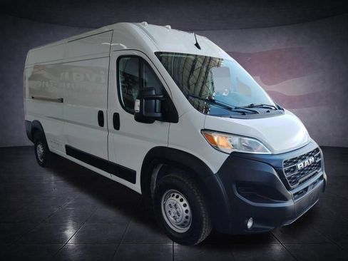 Used 2025 RAM ProMaster 2500 w/ Convenience Group FWD image 7