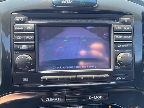 Used 2011 Nissan Juke SL w/ Chrome Pkg AWD/4WD image 12