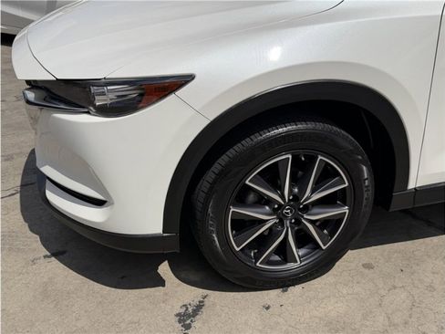 Used 2018 MAZDA CX-5 Touring FWD image 11