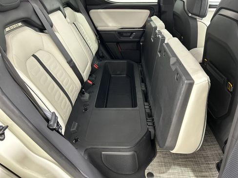 Used 2025 Rivian R1T Adventure AWD/4WD image 24