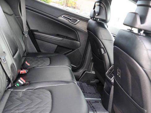 Used 2023 Kia Sportage X-Line w/ X-Line Premium Package AWD/4WD image 16
