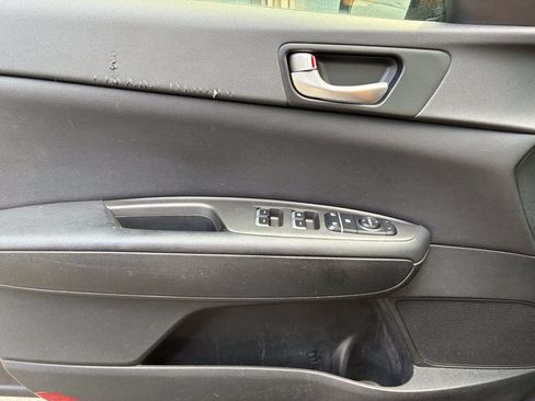Used 2016 Kia Optima LX FWD image 14